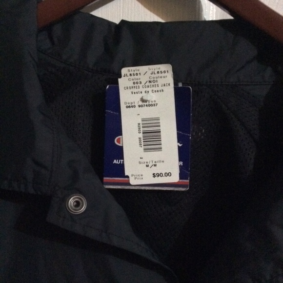 Champion Cropped Jacket - Picture 3 of 3